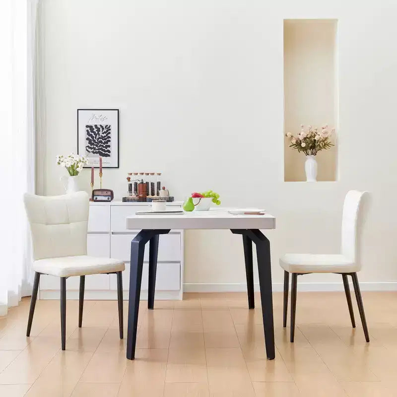 Lot de 2 chaises de salle à manger à dossier haut en cuir PU rembourrées, sans accoudoirs avec assise rembourrée, structure en fer et design ergonomique