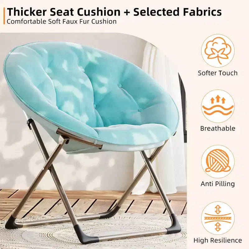 Chaise soucoupe pliante confortable avec fausse fourrure douillette, assise rembourrée épaisse et cadre métallique. Fauteuil d'appoint moderne pour salon et chambre.