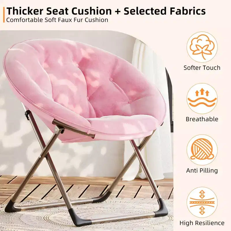 Chaise soucoupe pliante confortable avec fausse fourrure douillette, assise rembourrée épaisse et cadre métallique. Fauteuil d'appoint moderne pour salon et chambre.