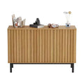 Buffet avec espace de rangement et portes cannelées Meuble de rangement en bois autoportant