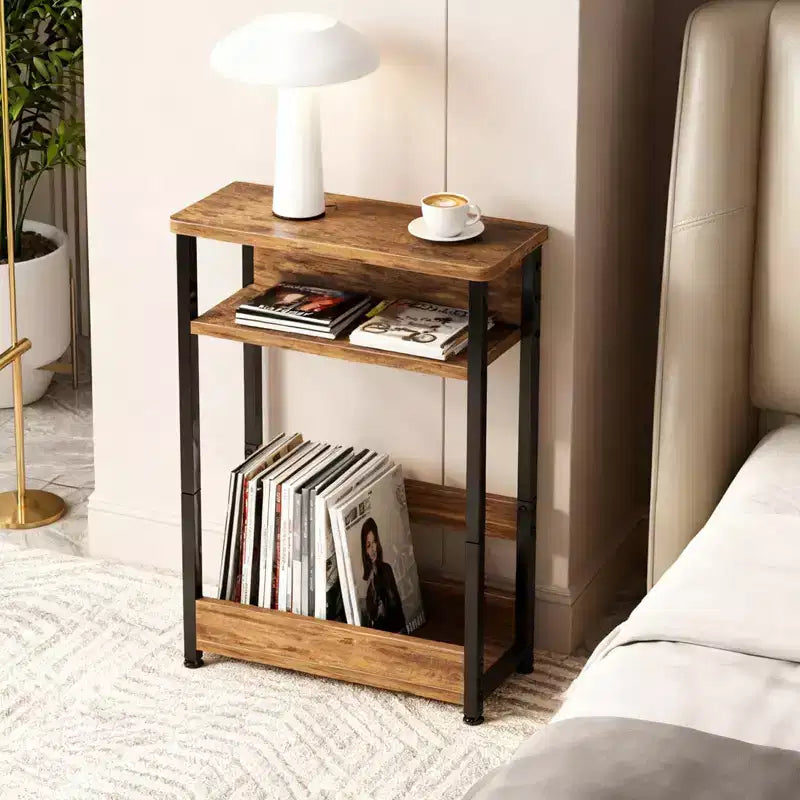 Table d'appoint industrielle à 3 niveaux pour petits espaces, table d'appoint étroite en bois avec étagères de rangement, petite table de chevet fine