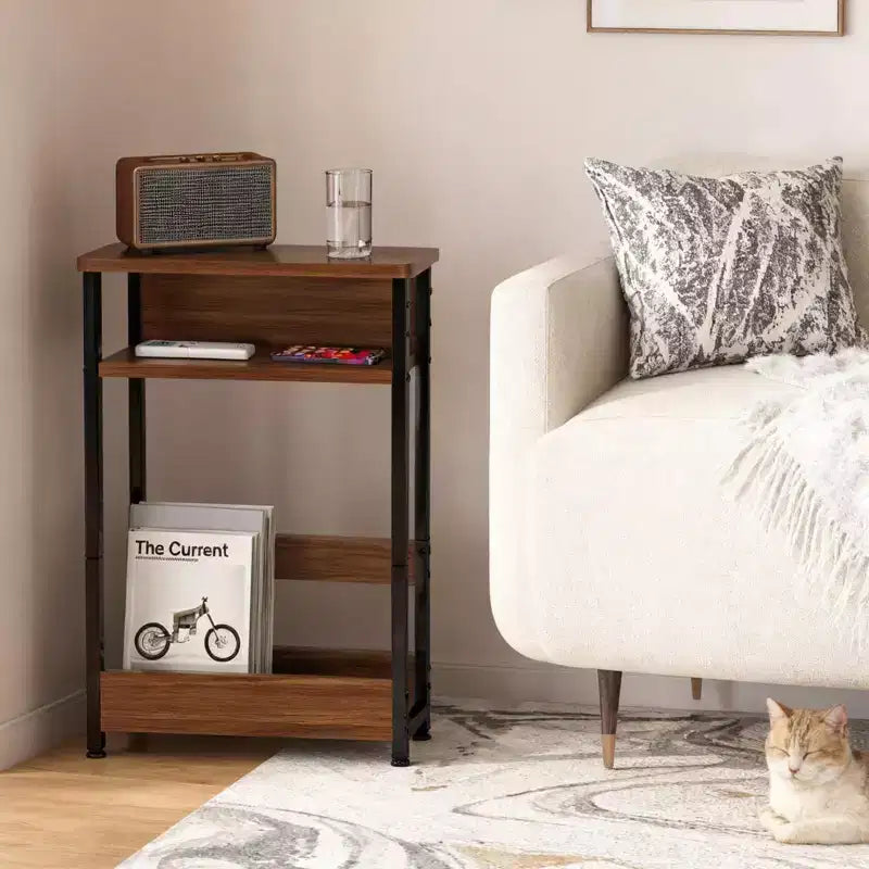 Table d'appoint industrielle à 3 niveaux pour petits espaces, table d'appoint étroite en bois avec étagères de rangement, petite table de chevet fine